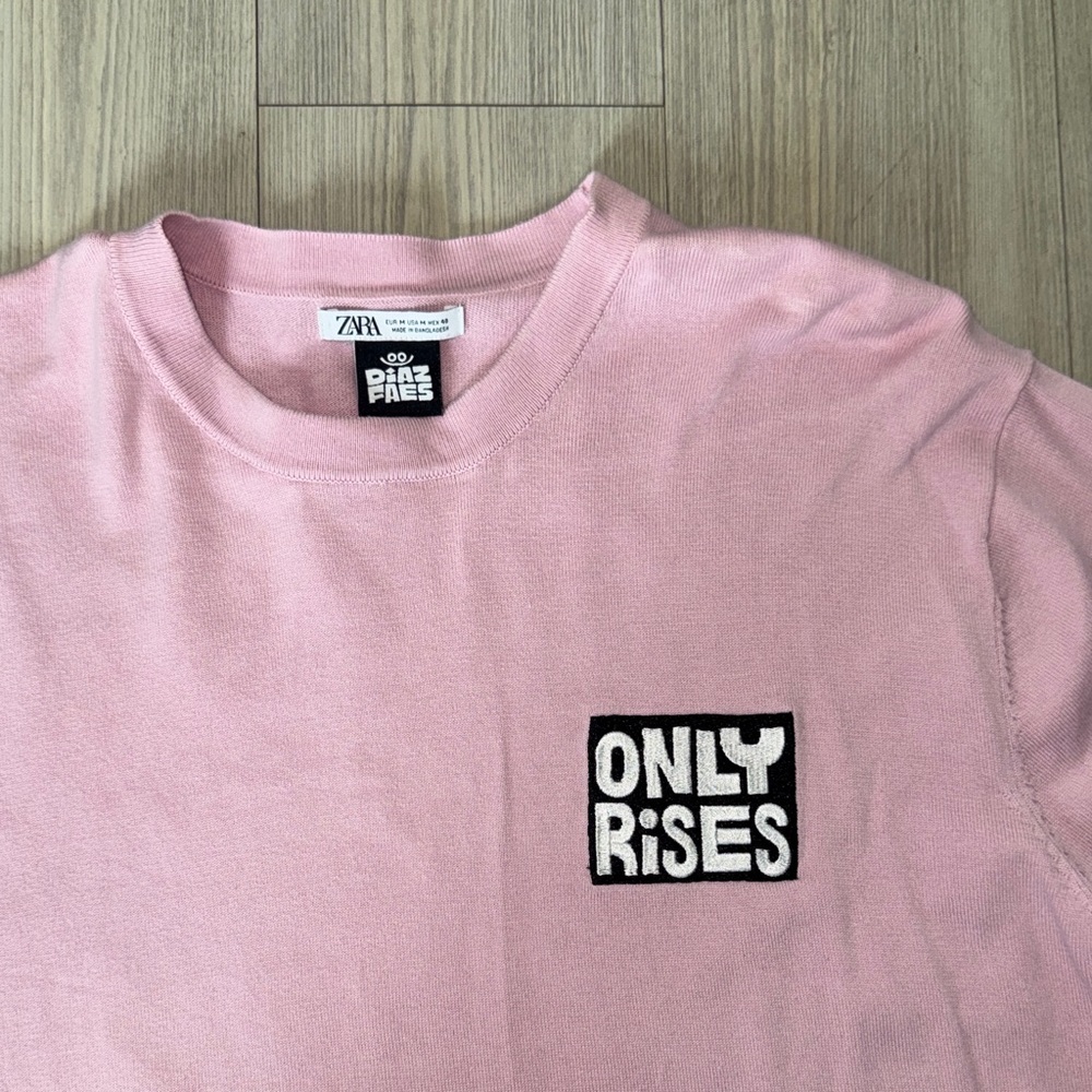 Zara Pink Graphic 'ONLY RISES' Crewneck Tee